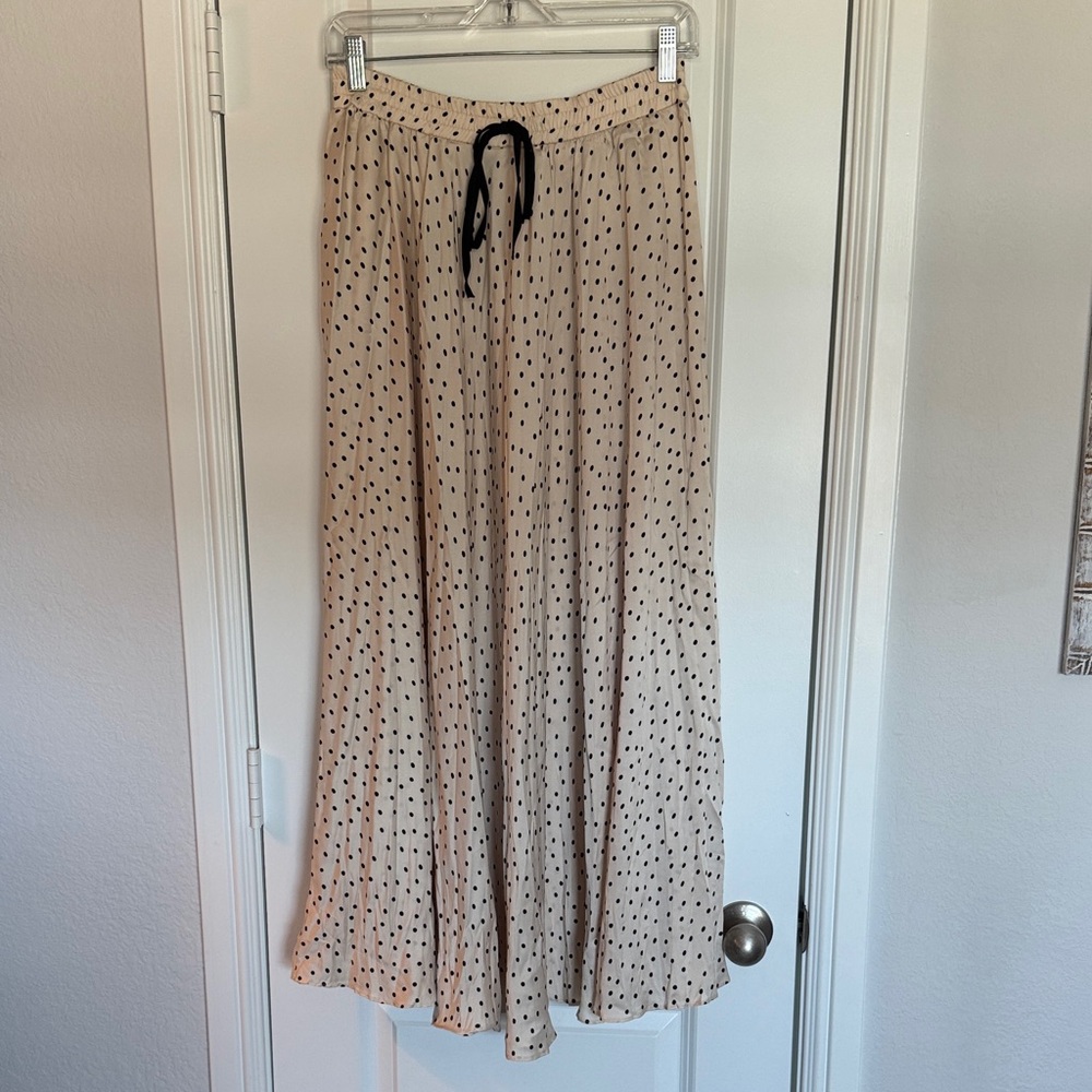 Zara Cream Skirt with Black Polka Dots